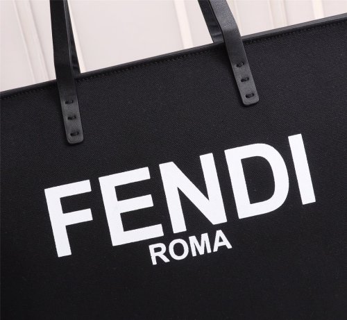 Fendi Womens Bag Totes ROMA SHOPPER