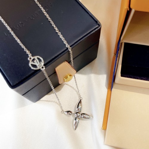 Louis Vuitton Luxury Womens Necklace B356