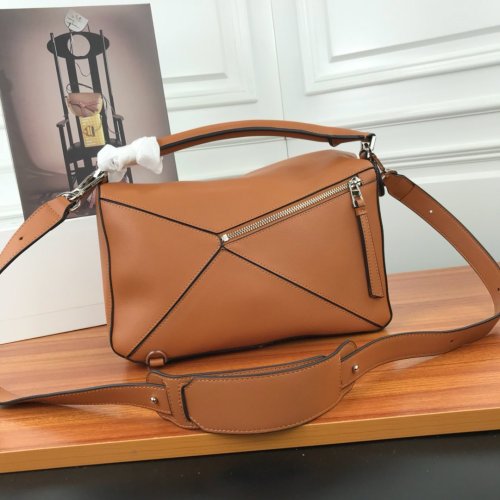 Loewe Womens Bag Puzzle Bag in Soft Grained Calfskin