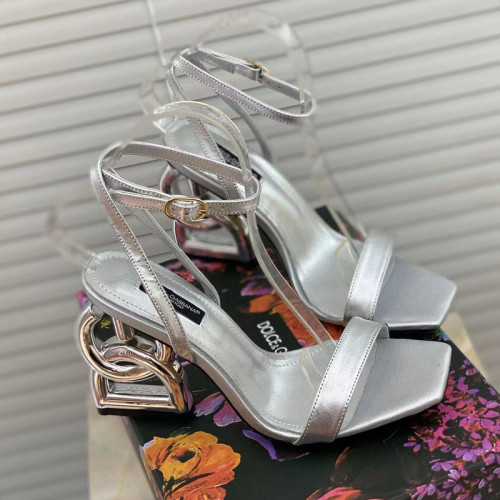 Dolce&Gabbana Womens Shoes Sandals Slippers Luxury Brand Fashion Patent leather sandals with DG Pop heel with Original Box