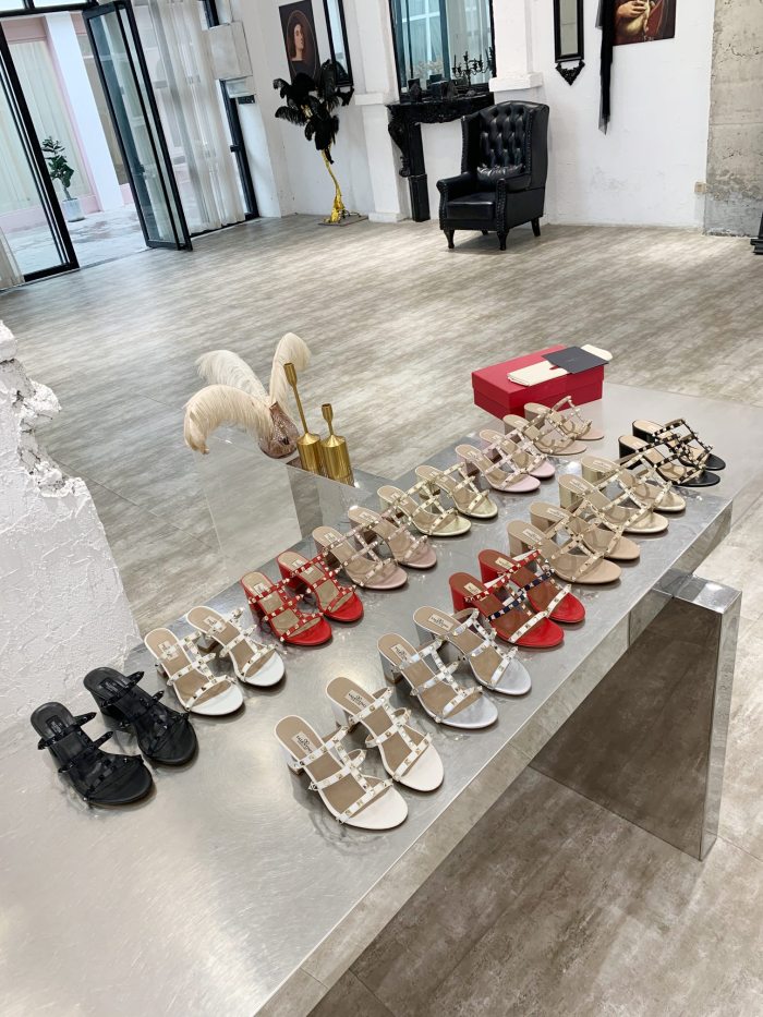 Valentino Women Shoes Mule Flip Flop Sandals ROMAN STUD SLIDE SANDAL IN QUILTED NAPPA with Original Box Luxury Brand