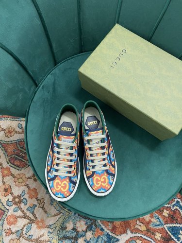 Gucci Womens Shoes Sneakers Luxury Brand Women's Gucci Tennis 1977 sneaker ‎663257 2UX10 9070 with Original Box