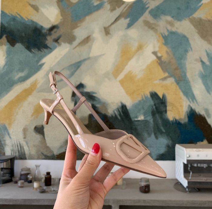Valentino Women Shoes Mule Flip Flop Sandals VLOGO SIGNATURE CALFSKIN SLINGBACK PUMP 35MM with Original Box