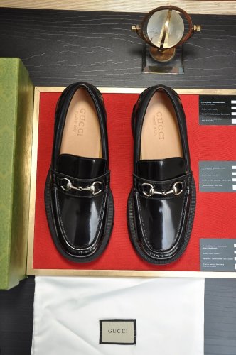 Gucci Mens Shoes Leather Design Luxury Brand Business Dress Shoes for Men with Original Box