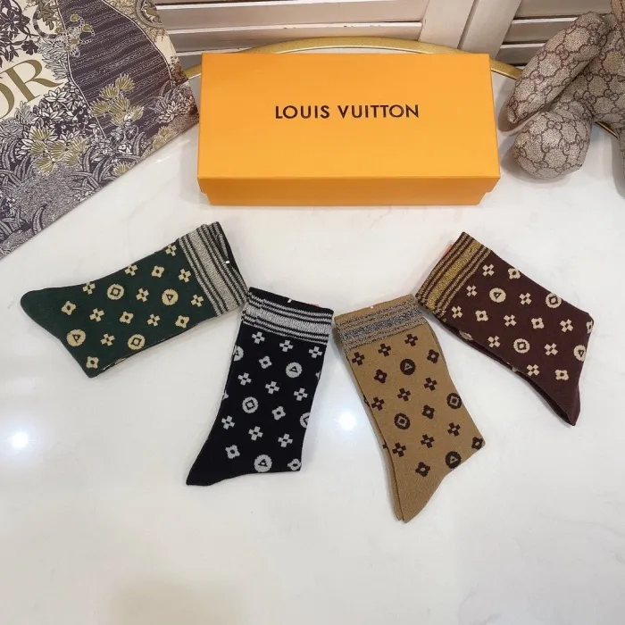 Louis Vuitton Socks 4 Pairs with Original Box Luxury Brand Breathable LV Sock