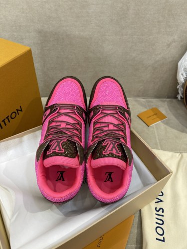 Louis Vuitton Womens Shoes Fashion Sneakers Design Luxury Brand LV TRAINER SNEAKER Mix of materials with Original Box 1A9JI9