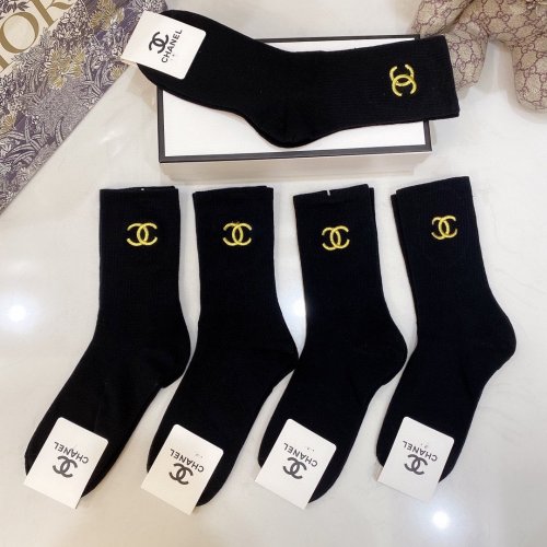 Chanel Socks 5 Pairs with Original Box Luxury Brand Breathable Chanel Sock