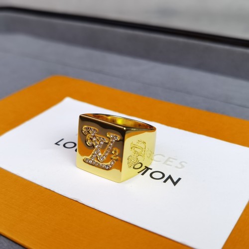 Louis Vuitton Luxury Womens Ring SQUARED LV RING