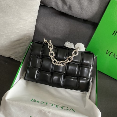 Bottega Veneta Women Bags PADDED CASSETTE BAG with Original Box