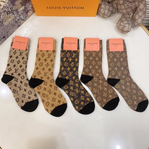 Louis Vuitton Socks 5 Pairs with Original Box Luxury Brand Breathable LV Sock