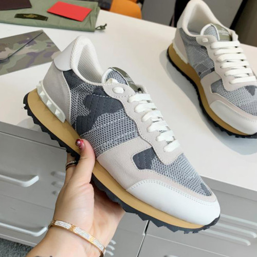 Valentino Men Shoes Fashion Design Luxury Brand ROCKSTUD CALFSKIN SNEAKER with Original Box