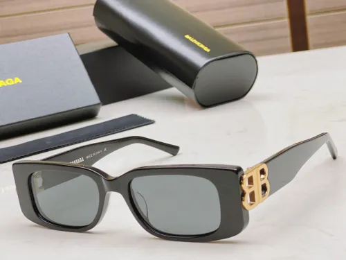 Balenciaga Men Womens Sunglasses with Original Box BB0096S