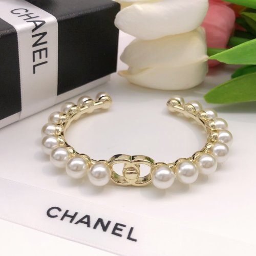 Chanel Luxury Womens Bracelet XSZ0001
