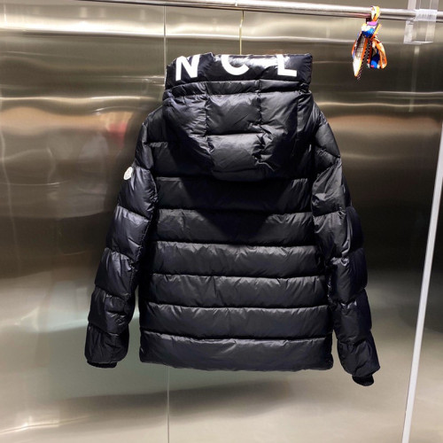 Moncler Design Mens Womens Winter Windprood Down Jackets Keep Warm 90% White Duck Down