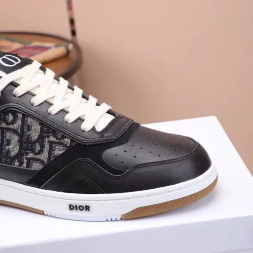 Dior Men Shoes Sneakers Luxury B27 Low-Top Sneaker Black Smooth Calfskin With Beige And Black Dior Oblique Jacquard