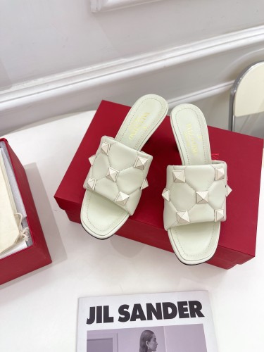 Valentino Women Shoes Mule Flip Flop Sandals ROMAN STUD SLIDE SANDAL IN QUILTED NAPPA with Original Box Luxury Brand 6.5cm Heel Design