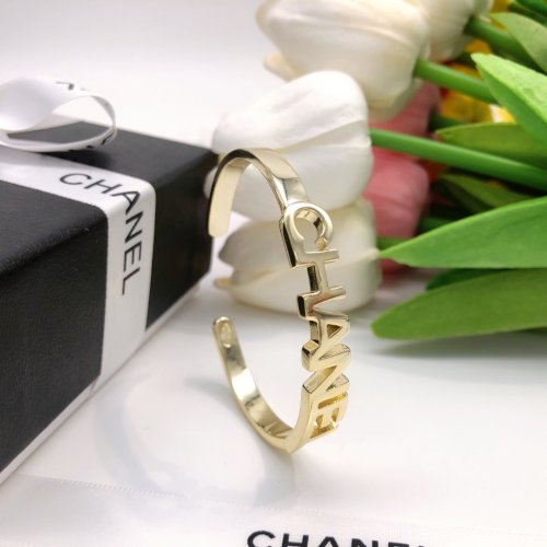 Chanel Luxury Womens Bracelet XSZ0002