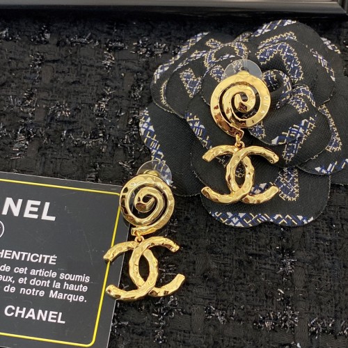 Chanel Luxury Womens Earrings E1796
