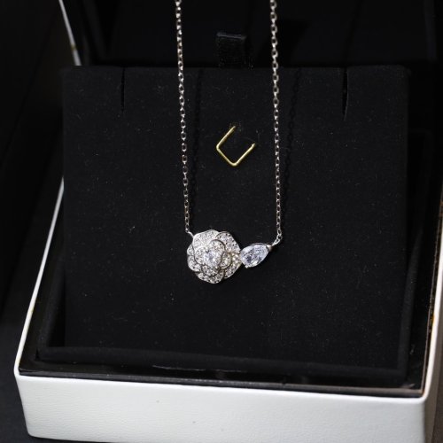 Chanel Luxury Womens Necklace