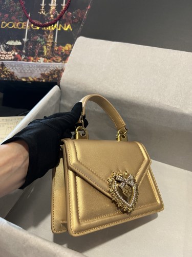 Dolce&Gabbana Womens Bags Handbags Luxury Brand Runaway Small smooth calfskin Devotion bag 19 x 13 x 4.5 cm