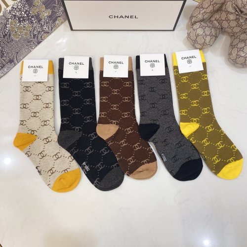 Chanel Socks 5 Pairs with Original Box Luxury Brand Breathable Chanel Sock