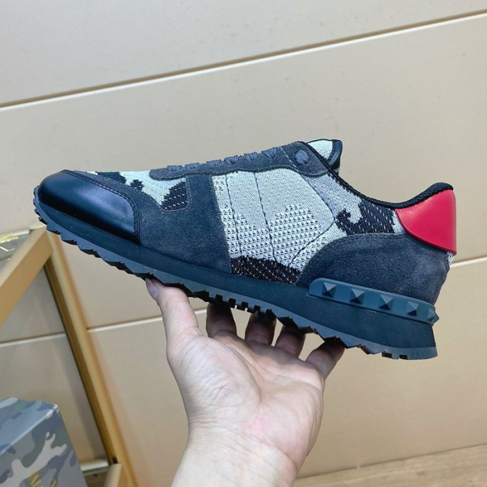 Valentino Men Shoes Fashion Design Luxury Brand ROCKRUNNER CAMOUFLAGE LAMINATED STUDDED SNEAKER with Original Box