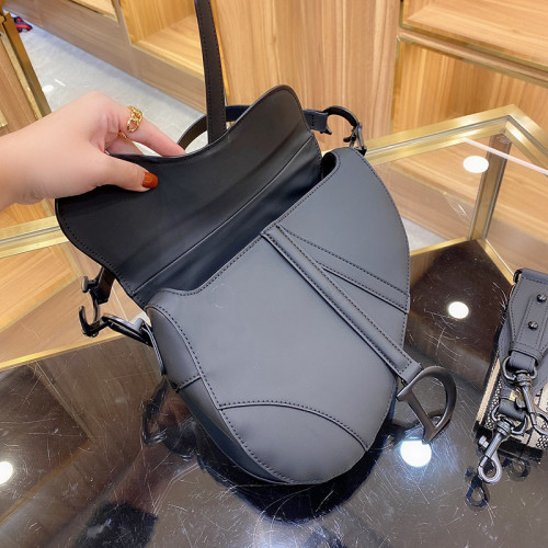 Dior Womens Bag Saddle Bag Luxury Brand Fashion Saddle Bag Black Ultramatte Calfskin M0446SLLO_M989