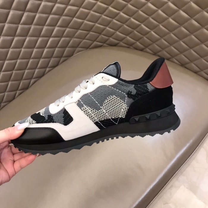 Valentino Men Shoes Fashion Design Luxury Brand ROCKRUNNER CAMOUFLAGE LAMINATED STUDDED SNEAKER with Original Box