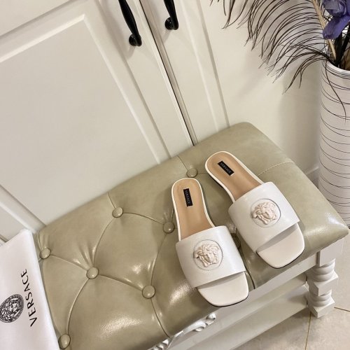 Versace Womens Shoes Flat Sandals