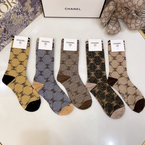 Chanel Socks 5 Pairs with Original Box Luxury Brand Breathable Chanel Sock