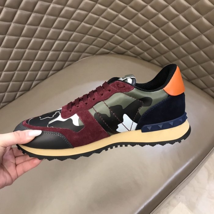 Valentino Men Shoes Fashion Design Luxury Brand ROCKRUNNER CAMOUFLAGE LAMINATED STUDDED SNEAKER with Original Box