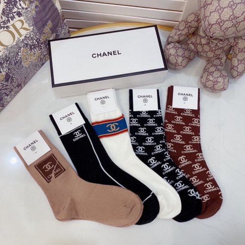 Chanel Socks 5 Pairs with Original Box Luxury Brand Breathable Chanel Sock