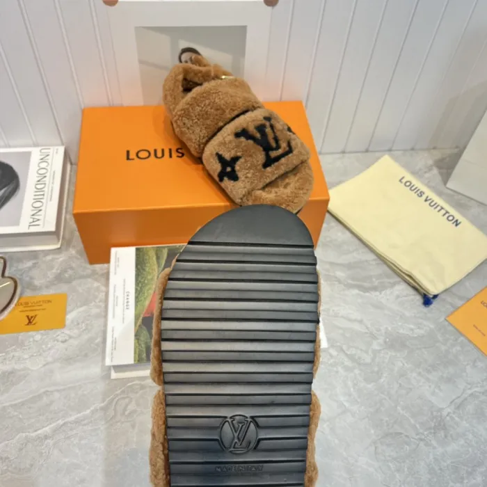 Louis Vuitton Womens Shoes Slide Slippers for Winter Wool Fabric Luxury Brand Designer PASEO FLAT COMFORT MULE with Original Box