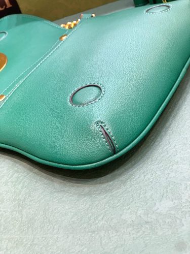 Gucci Womens Bags Shoulder Messenger Bag Luxury Brand Gucci Blondie shoulder bag in emerald green leather with Original Box 699268 UXX0G 3120
