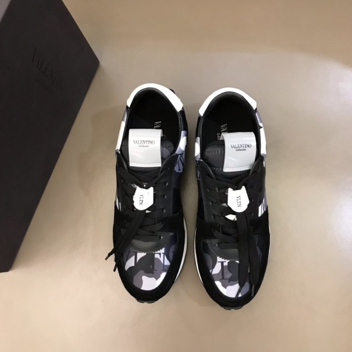 Valentino Men Shoes Fashion Design Luxury Brand ROCKRUNNER CAMOUFLAGE LAMINATED STUDDED SNEAKER with Original Box