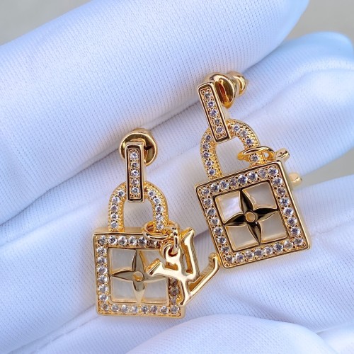 Louis Vuitton Luxury Womens Earrings