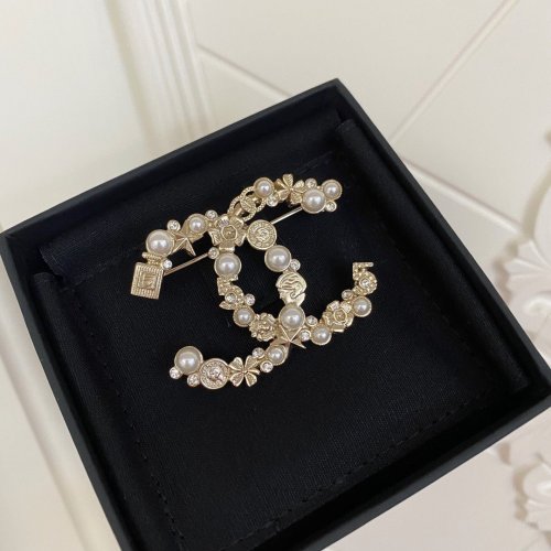 Chanel Luxury Womens Brooches