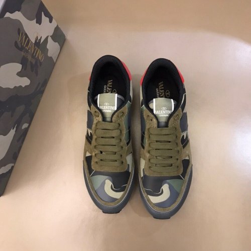 Valentino Men Shoes Fashion Design Luxury Brand ROCKRUNNER CAMOUFLAGE LAMINATED STUDDED SNEAKER with Original Box
