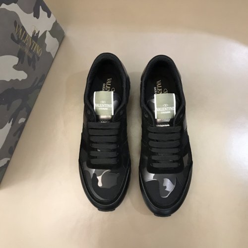 Valentino Men Shoes Fashion Design Luxury Brand ROCKRUNNER CAMOUFLAGE LAMINATED STUDDED SNEAKER with Original Box