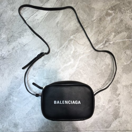 Balenciag Womens Bags Everyday Small Camera Bag