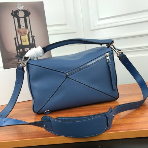 Loewe Womens Bag Puzzle Bag in Soft Grained Calfskin