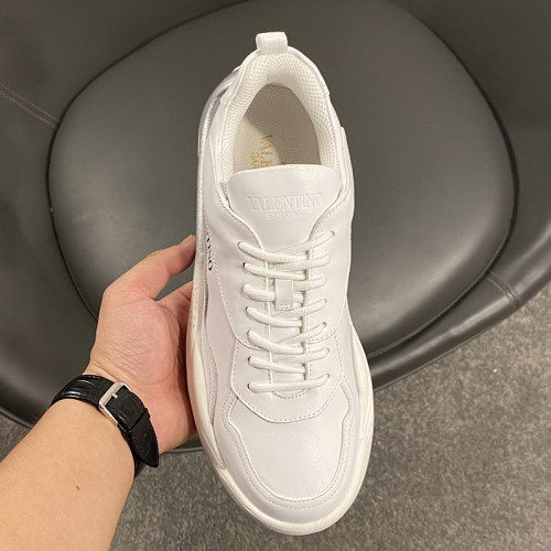 Valentino Men Shoes Fashion Design Luxury Brand GUMBOY CALFSKIN SNEAKER with Original Box