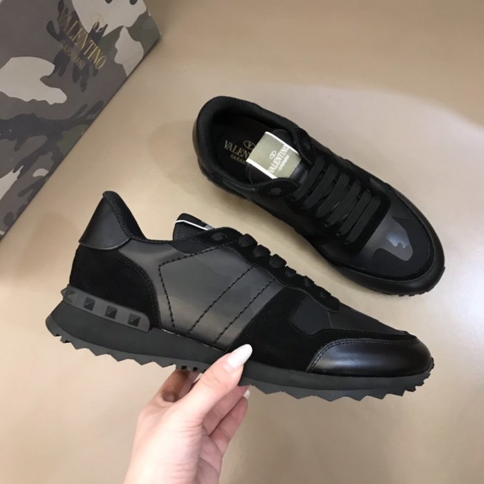 Valentino Men Shoes Fashion Design Luxury Brand ROCKRUNNER CAMOUFLAGE LAMINATED STUDDED SNEAKER with Original Box