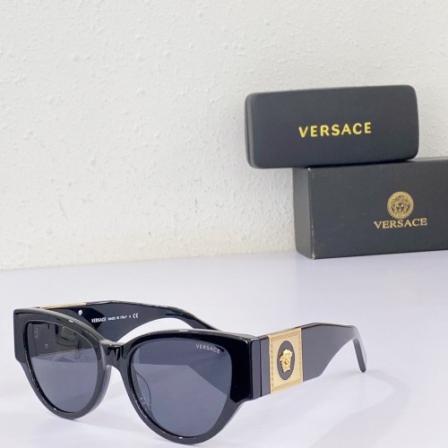 Versace Men Womens Sunglasses with Original Box VE 4398