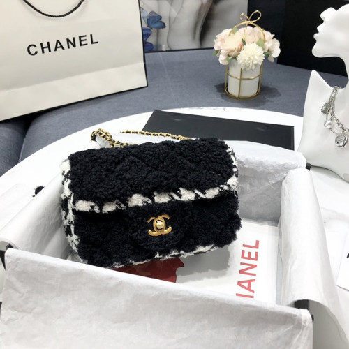 Chanel Womens Bags Crossbody Bag