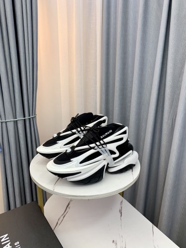 Balmain Mens Shoes Sneakers Luxury Brand Black and white leather and suede BBold low-top sneakers TN0C496LSHDEAB