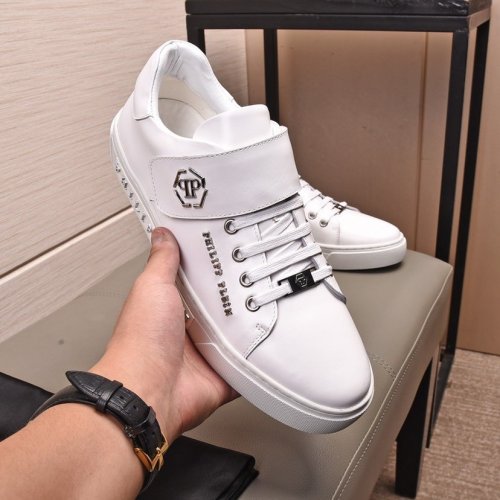 Philipp Plein Men Shoes Low Top Sneaker Fashion Design Luxury Brand