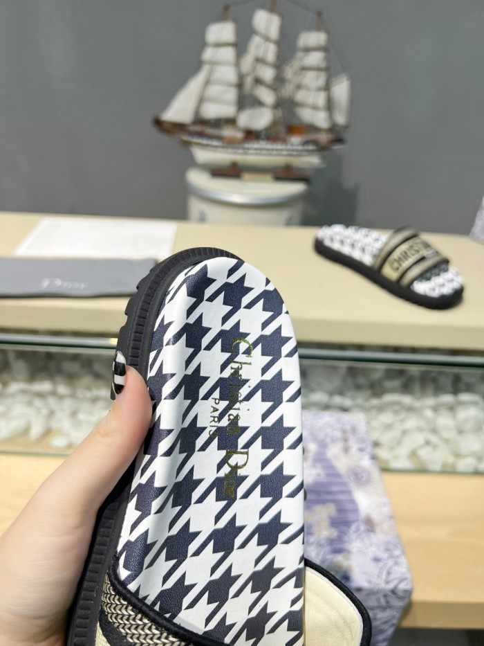 Dior Women Shoes Slippers DWAY SLIDE Luxury Brand DWAY SLIDE Cotton Embroidery with Micro Houndstooth with Original Box KCQ550PPE_S19O