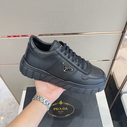 Prada Mens Shoes Casual Luxury Brand Breathable Sneakers with Original Box