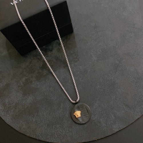 Versace Luxury Men Womens Necklace